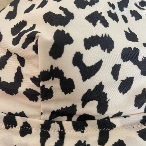 Aerie Black and White Leopard Bikini Top - Picture 5 of 5